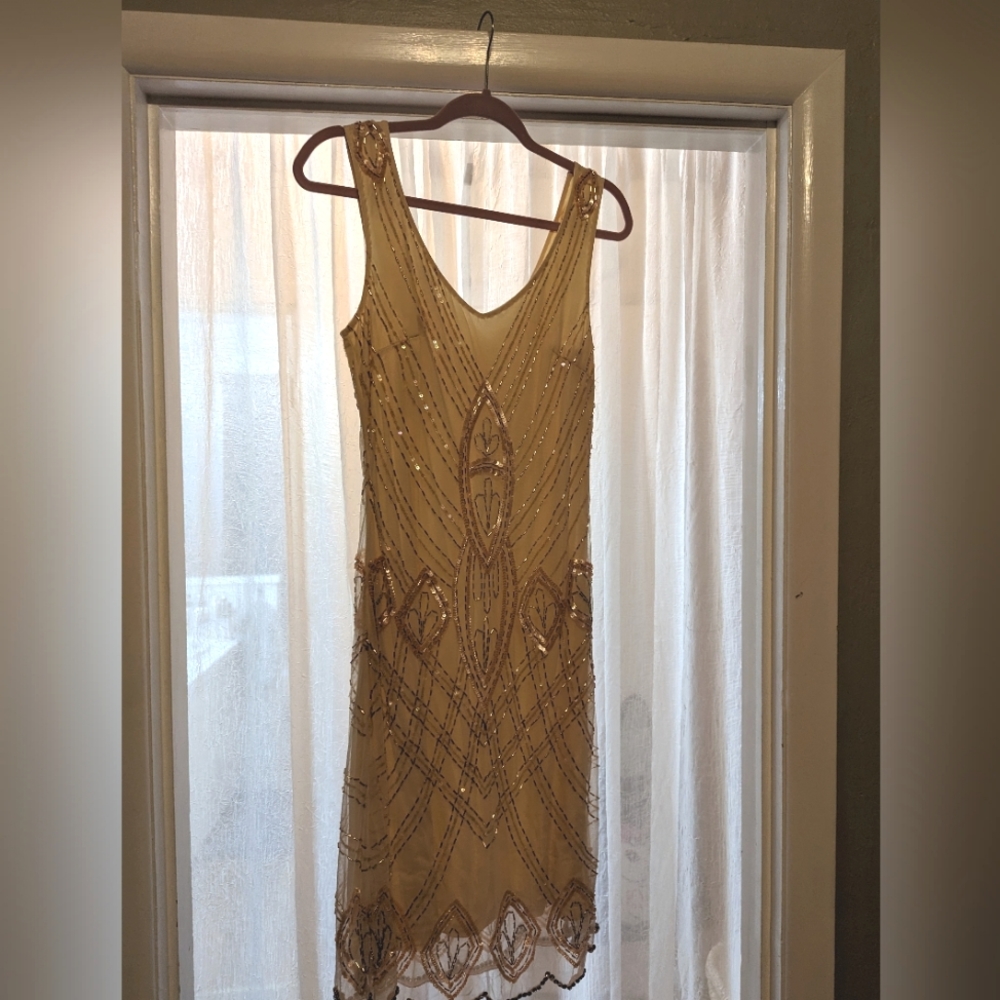 NWT Unique Vintage Sequins Flapper Dress Size M